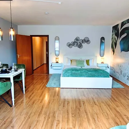 Homely Serenity Greens - Stylisch Studio-apartment With Kitchen - 10 Min To Station, Pet Friendly Munich