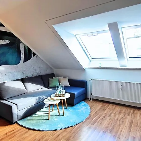 Homely Serenity Greens - Stylisch Studio-apartment With Kitchen - 10 Min To Station, Pet Friendly Apartment