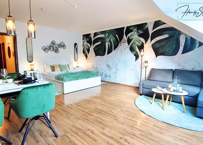 Appartamento Homely Serenity Greens - Stylisch Studio-apartment With Kitchen - 15 Min From Station-pet Friendly *