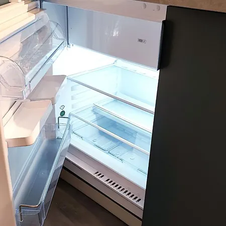 Apartment Homely Serenity Greens - Stylisch Studio-apartment With Kitchen - 15 Min From Station-pet Friendly Munich
